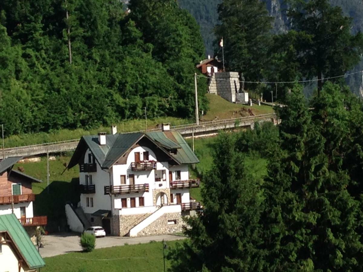 La Casa Di Monte Ricco Lejlighed Pieve di Cadore Eksteriør billede